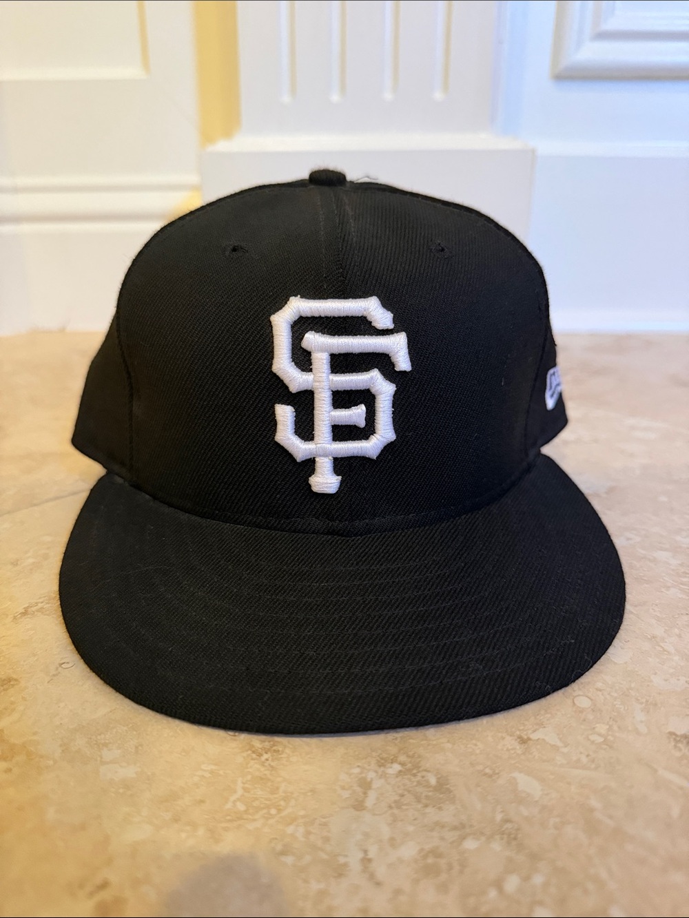 New Era Black Hat with White SF Giants Logo